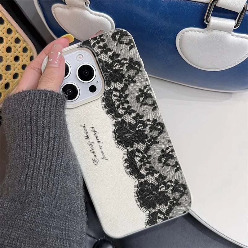 Phone Cases Motorola Edge 2025 - Черный чехол для телефона с кружевным